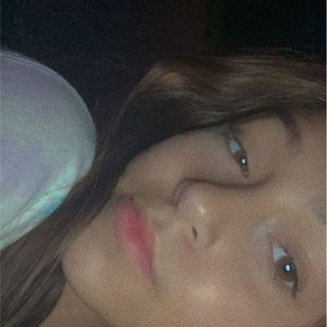 Meet your Posher, Neanea